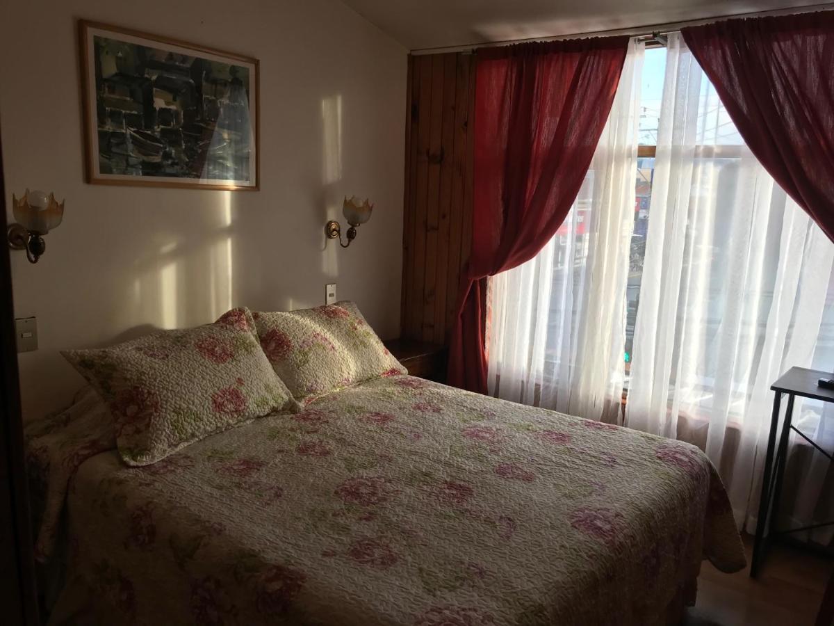 Hostal Benavente ปวยร์โตมอนต์ ภายนอก รูปภาพ