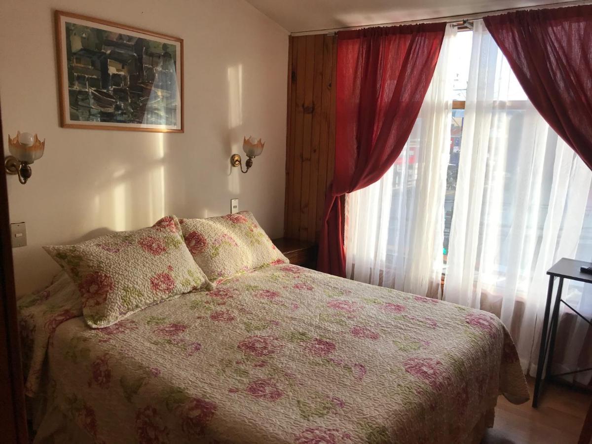 Hostal Benavente ปวยร์โตมอนต์ ภายนอก รูปภาพ